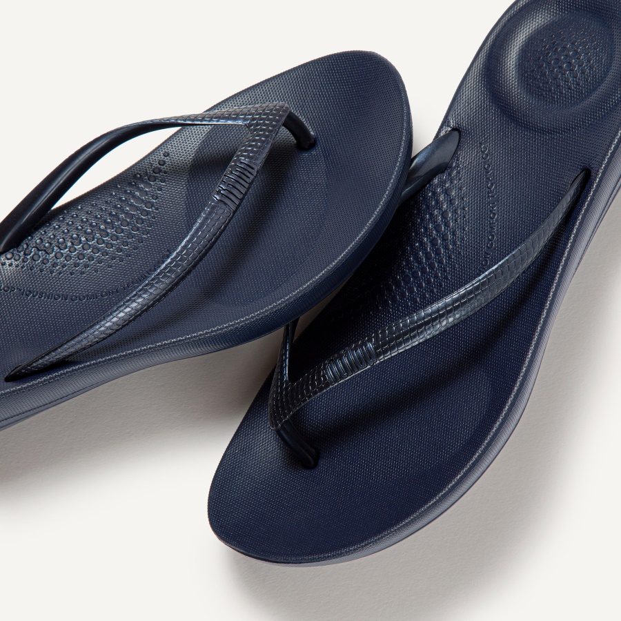 Fitflop IQUSHION Ergonomic Flip-Flops Midnight Navy