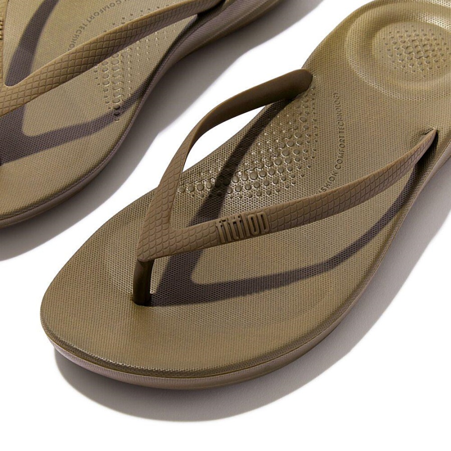 Fitflop IQUSHION Ergonomic Flip-Flops Mossy