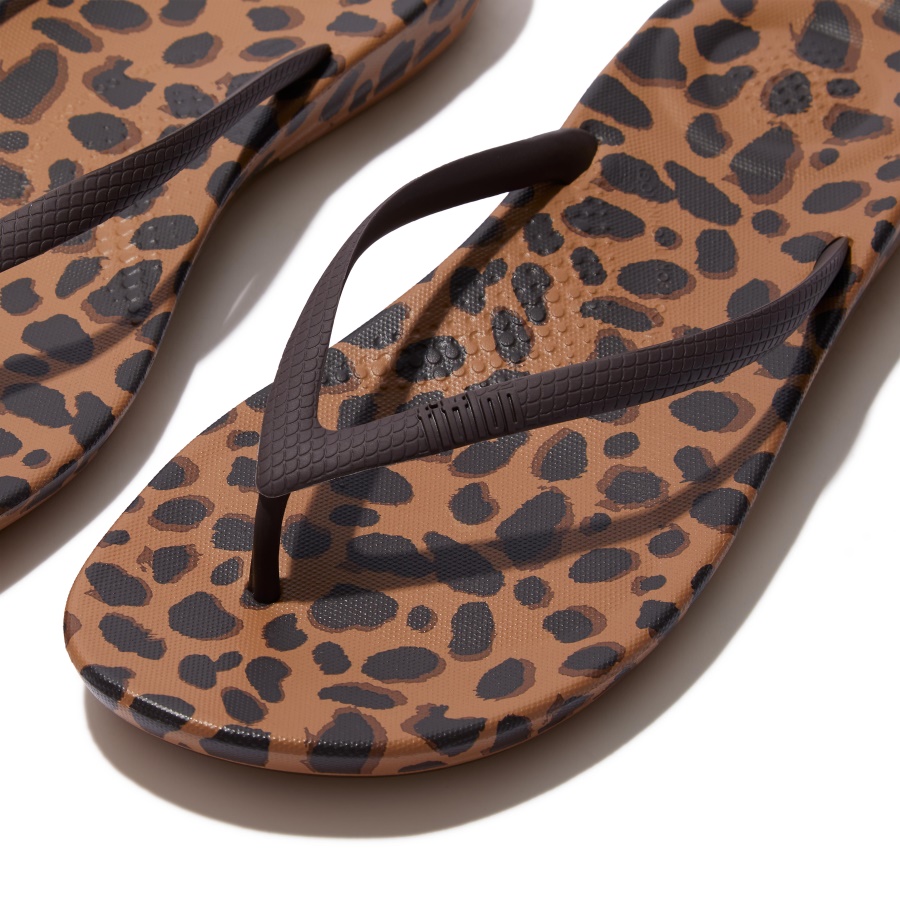 Fitflop IQUSHION Leopard-Print Ergonomic Flip-Flops Leopard