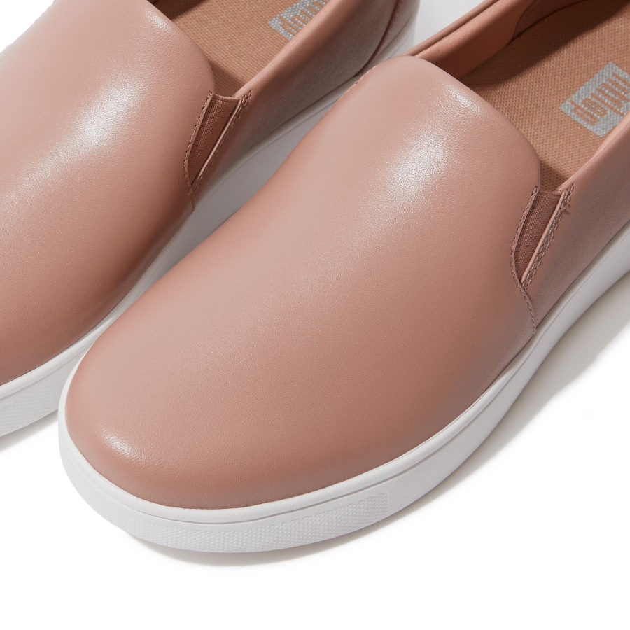 Fitflop RALLY Leather Slip-On Skate Sneakers Beige