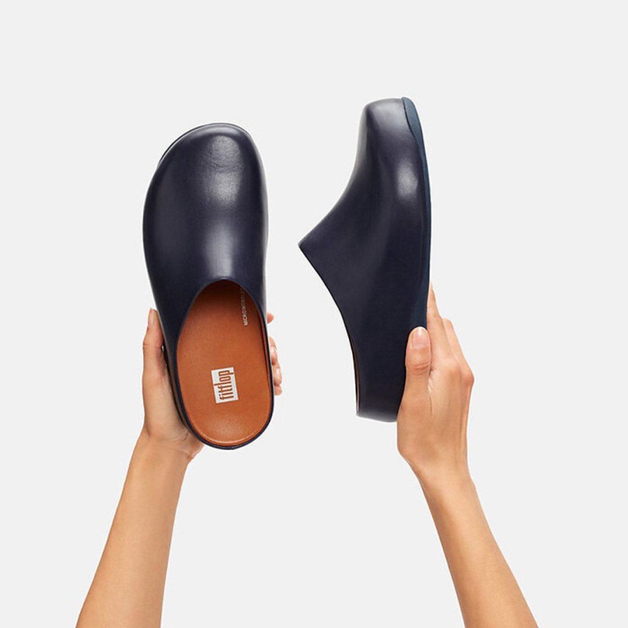 Fitflop SHUV Leather Clogs Midnight Navy