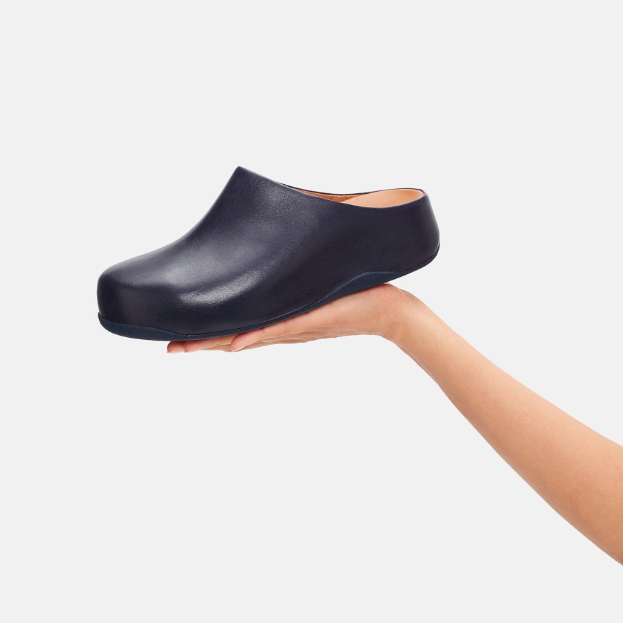 Fitflop SHUV Leather Clogs Midnight Navy