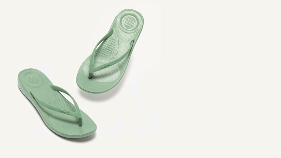 Fitflop iQUSHION Ergonomic Flip-Flops Bay Green