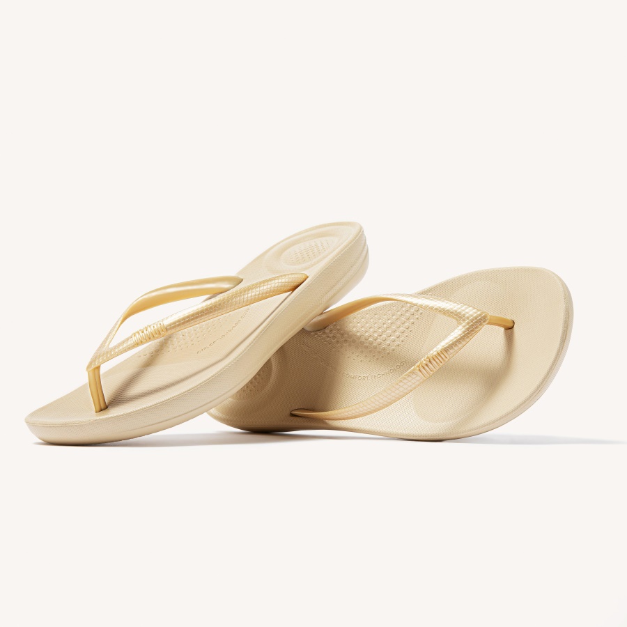 Fitflop iQUSHION Ergonomic Flip-Flops Gold