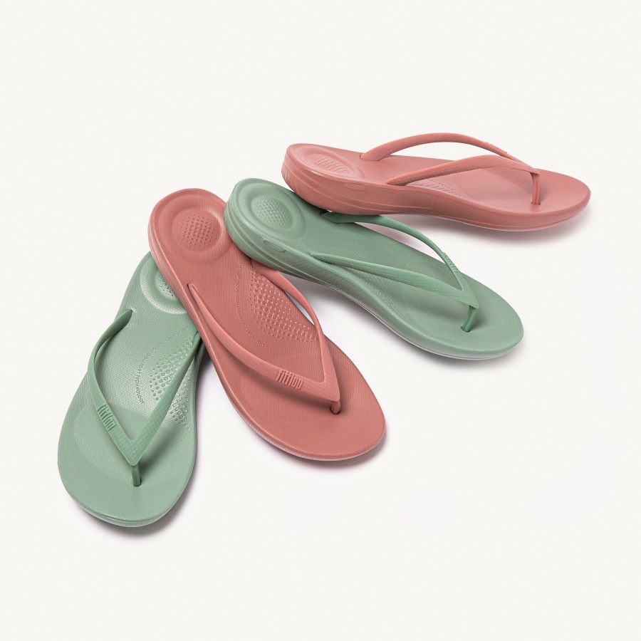 Fitflop iQUSHION Ergonomic Flip-Flops Warm Rose